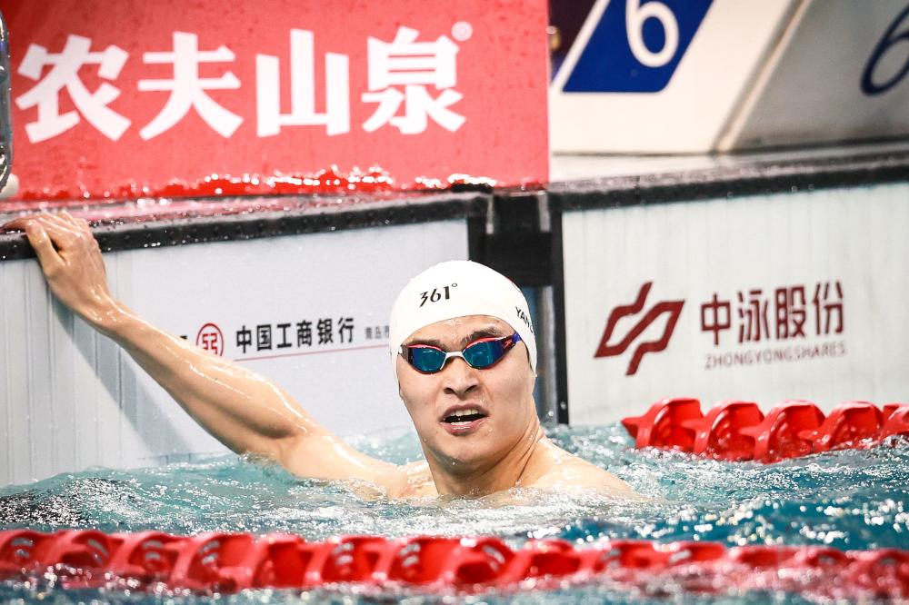 末节被弃用！周琦高效砍两双，杀伤力十足无奈罚球一般